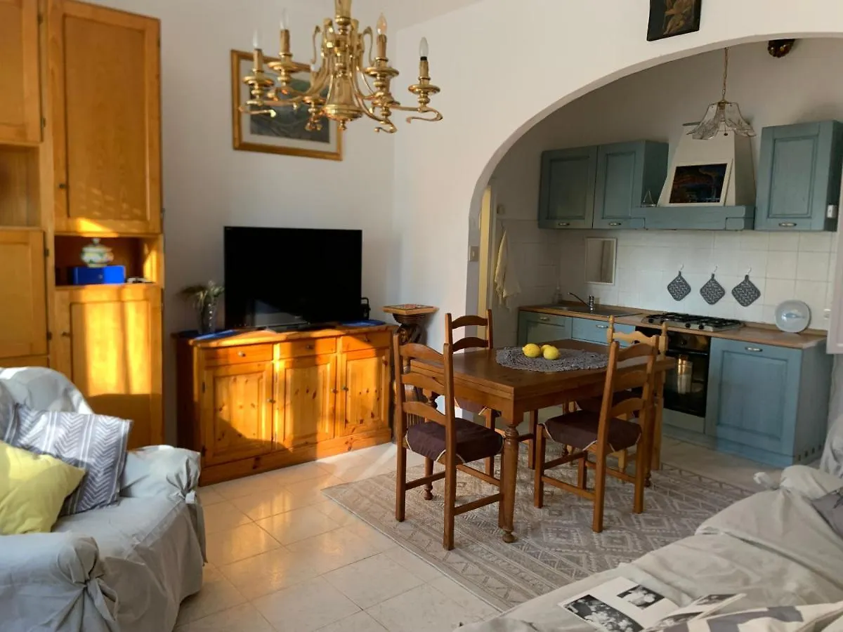 Apartment Casa Nel Verde A 300 Mt Dal Mare A Castiglioncello Italy